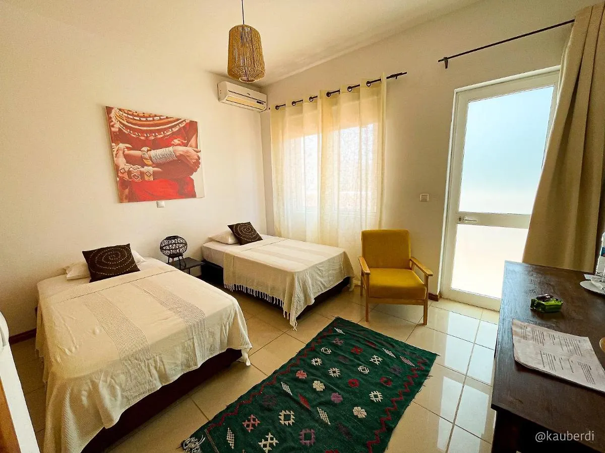 *** בית הארחה פראייה Salav Guesthouse רפובליקת כף ורדה