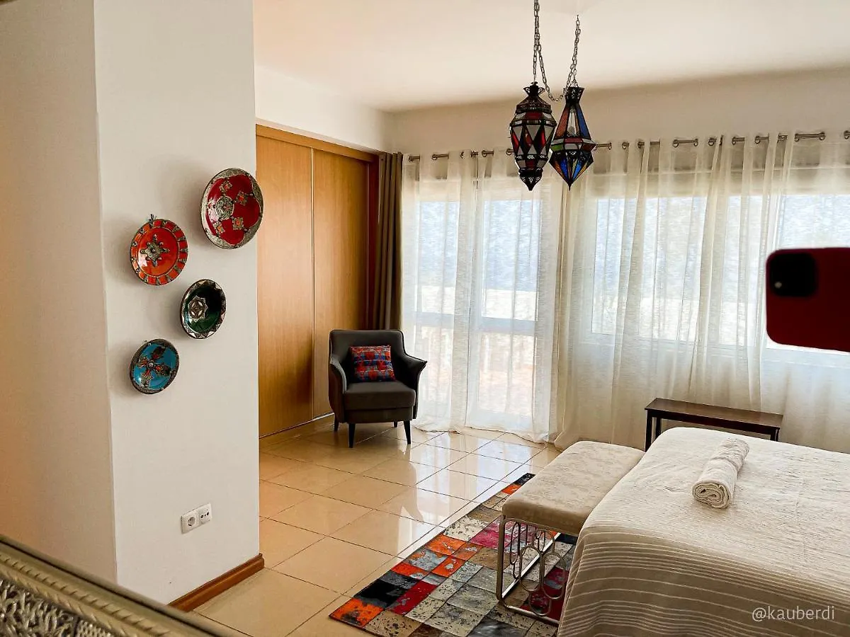 *** בית הארחה פראייה Salav Guesthouse רפובליקת כף ורדה