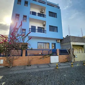 Auberge de jeunesse Txada, Praia