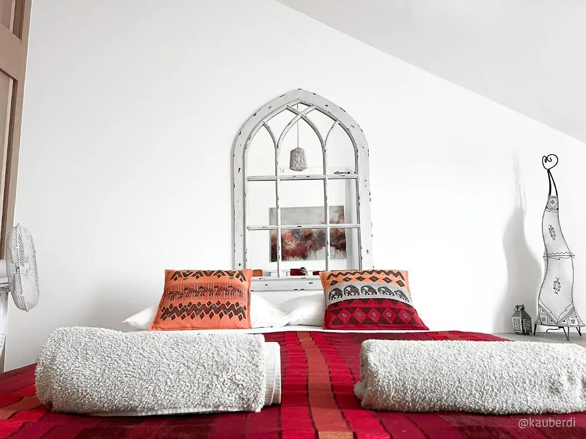 Salav Guesthouse Praia