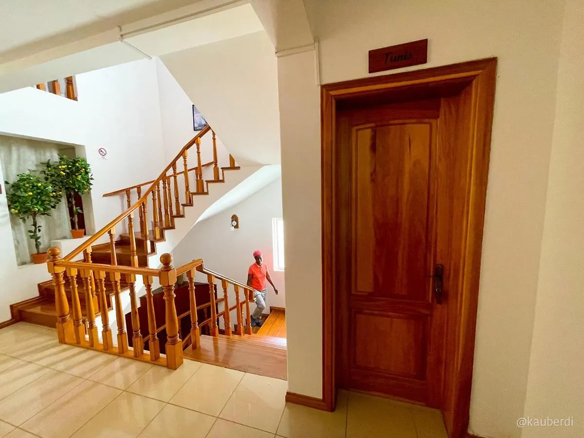 Salav Guesthouse Praia Maison d'hôtes