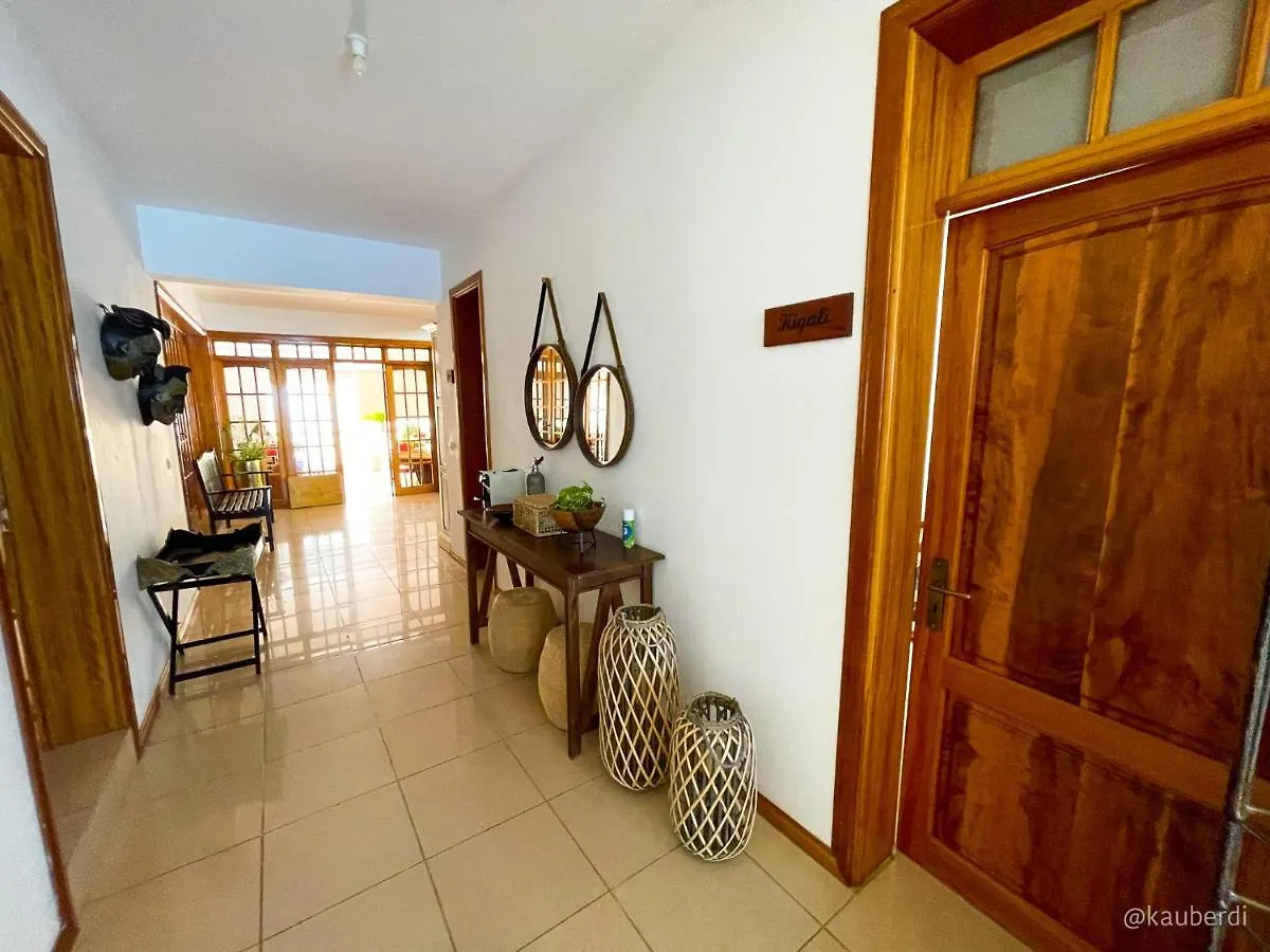 Salav Guesthouse Praia Maison d'hôtes